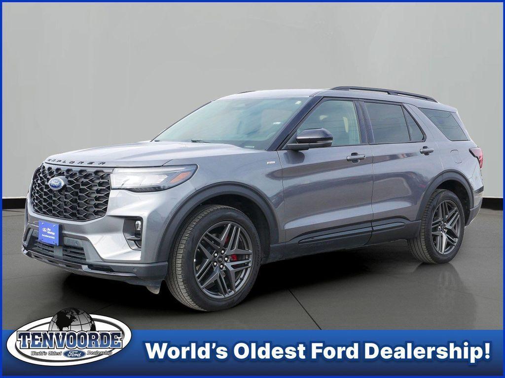 used 2025 Ford Explorer car, priced at $41,999