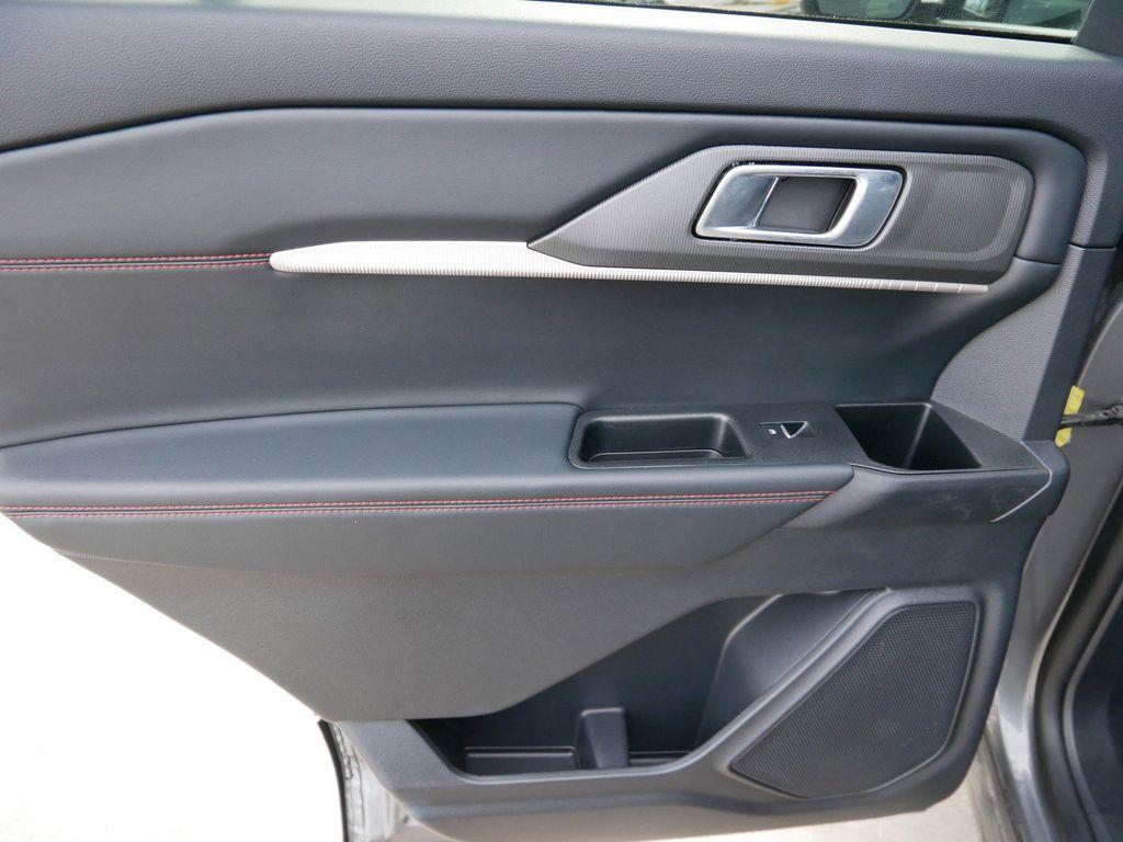 used 2025 Ford Explorer car, priced at $41,999