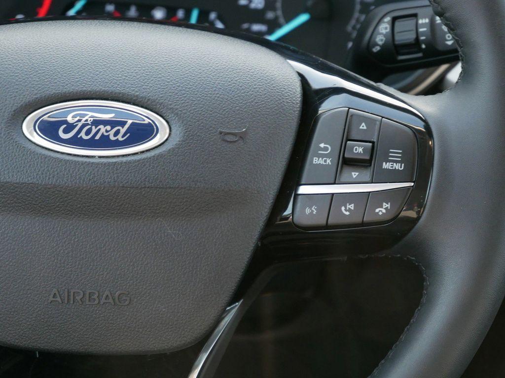 used 2022 Ford Escape car, priced at $23,999