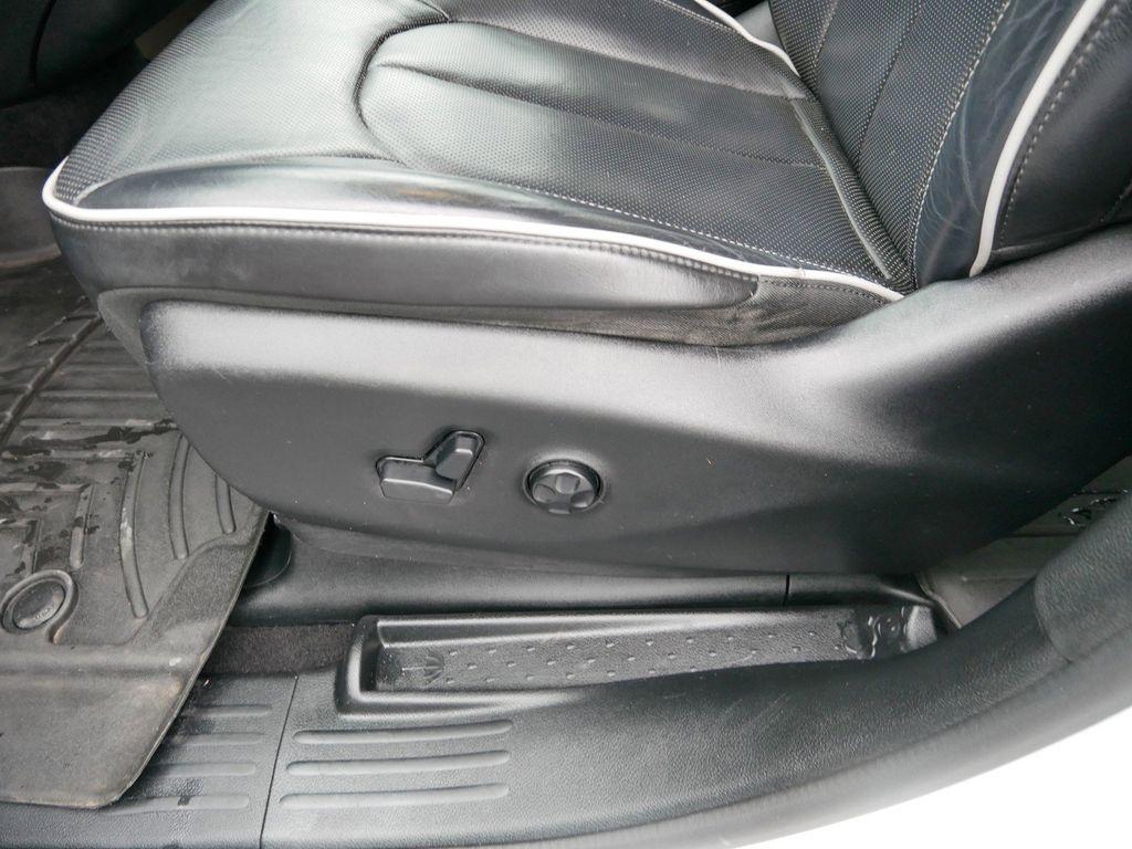 used 2018 Chrysler Pacifica car, priced at $18,499