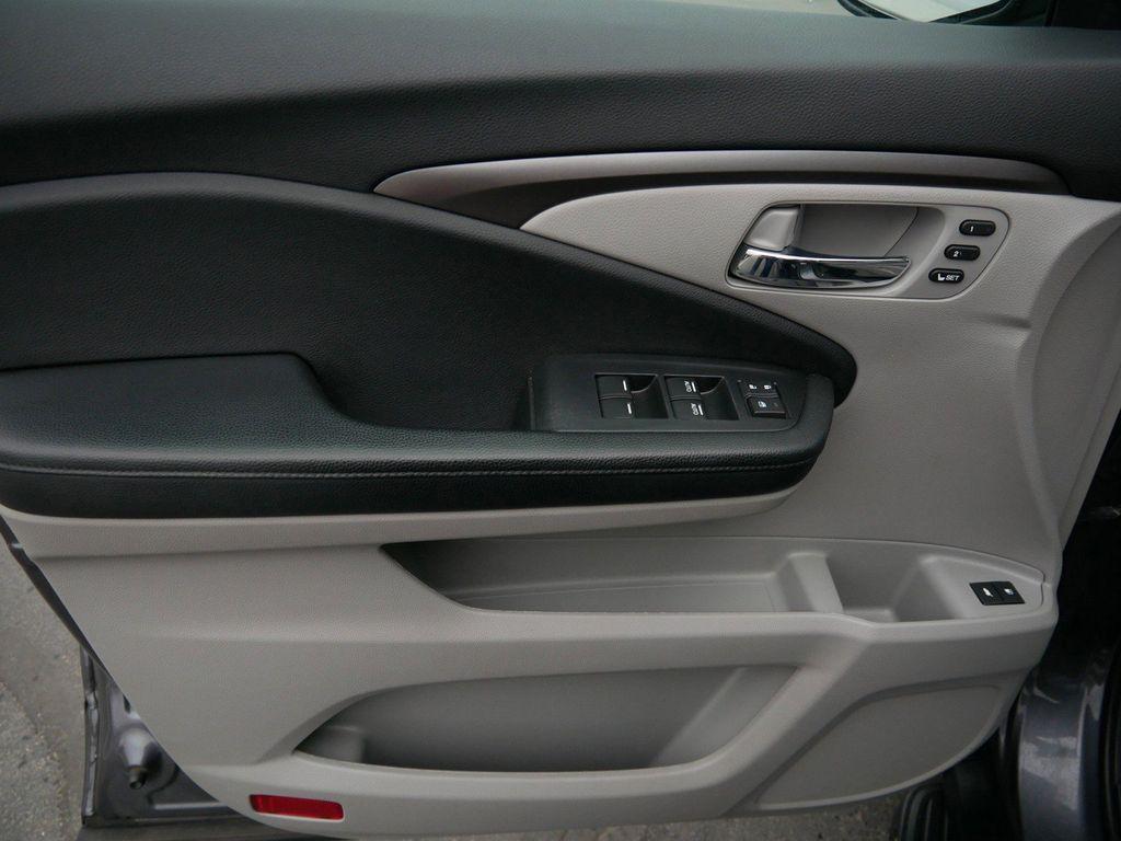 used 2019 Honda Pilot car, priced at $19,999