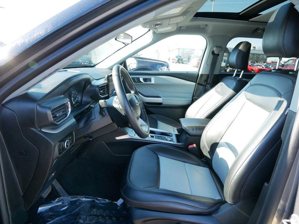 used 2023 Ford Explorer car, priced at $34,999