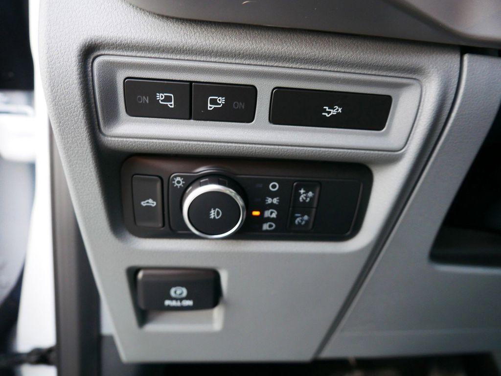 used 2022 Ford F-150 car, priced at $38,999