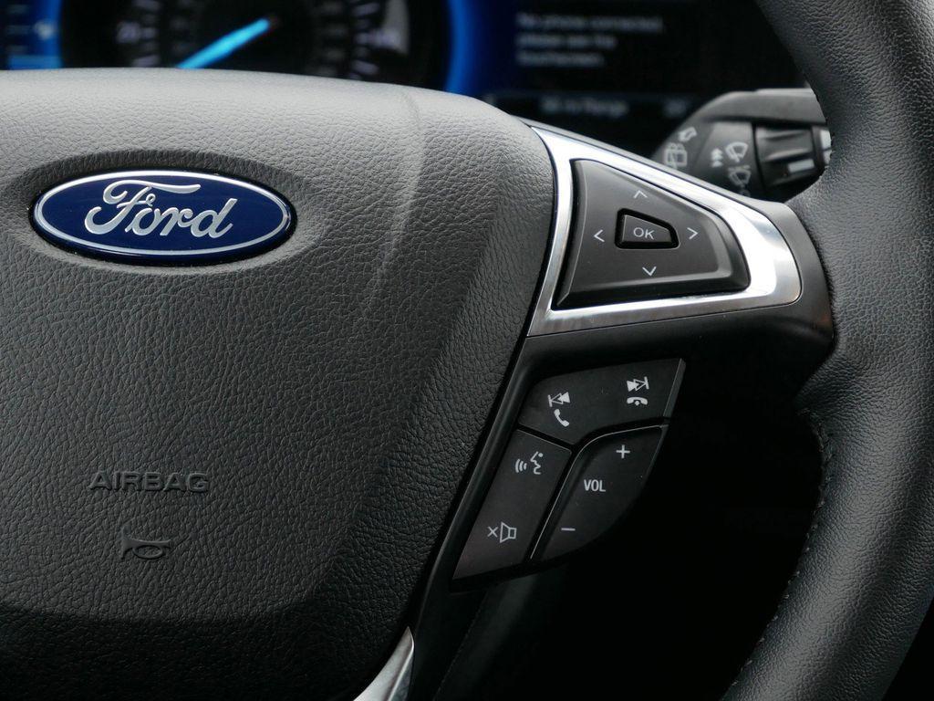 used 2022 Ford Edge car, priced at $28,499