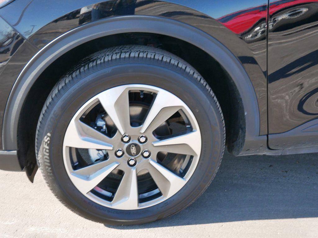 used 2024 Ford Escape car, priced at $25,499