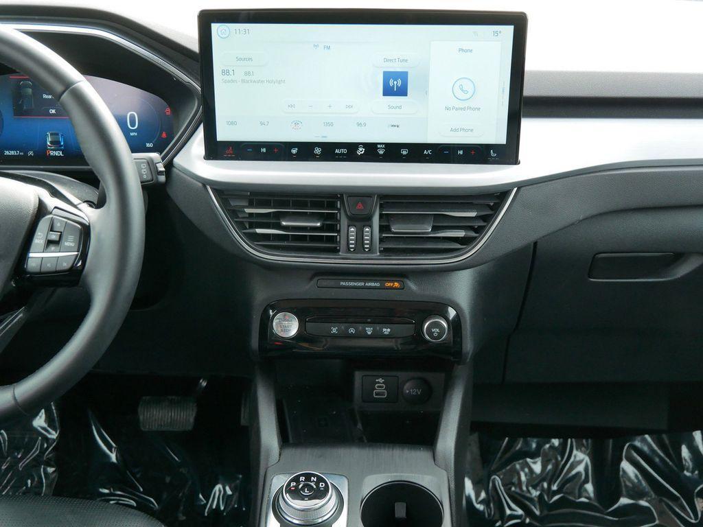 used 2025 Ford Escape car, priced at $27,999