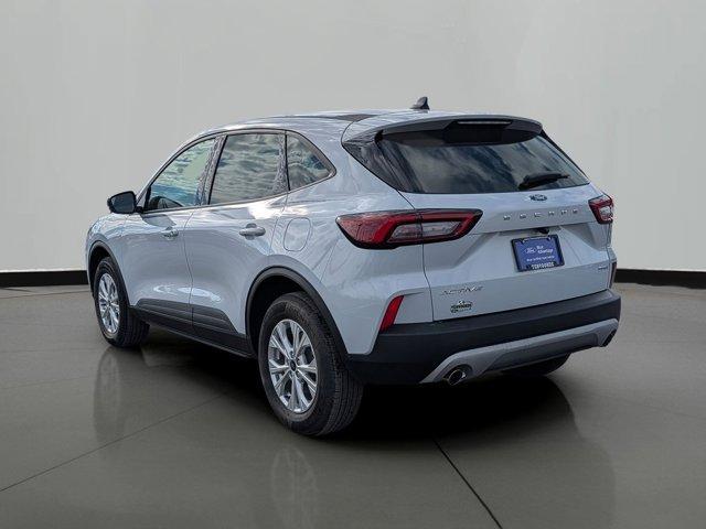 used 2025 Ford Escape car, priced at $27,999