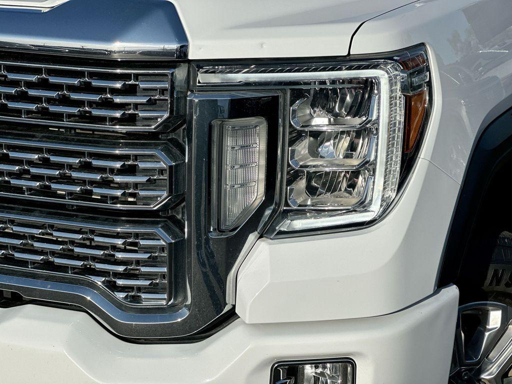 used 2022 GMC Sierra 2500 car, priced at $56,579