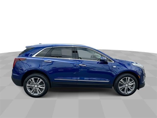 new 2025 Cadillac XT5 car, priced at $47,090