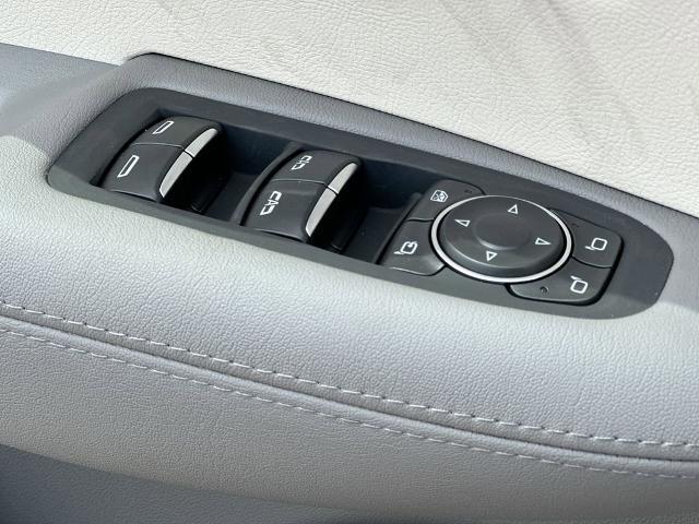 new 2025 Cadillac XT5 car, priced at $56,090