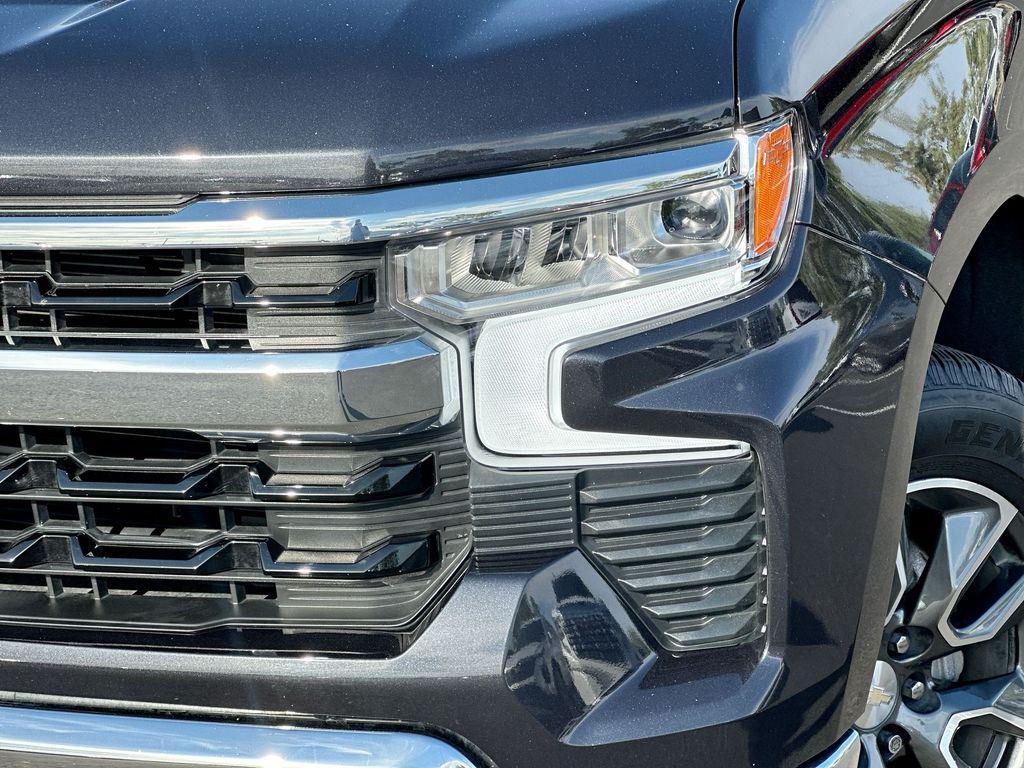 used 2022 Chevrolet Silverado 1500 car, priced at $35,990