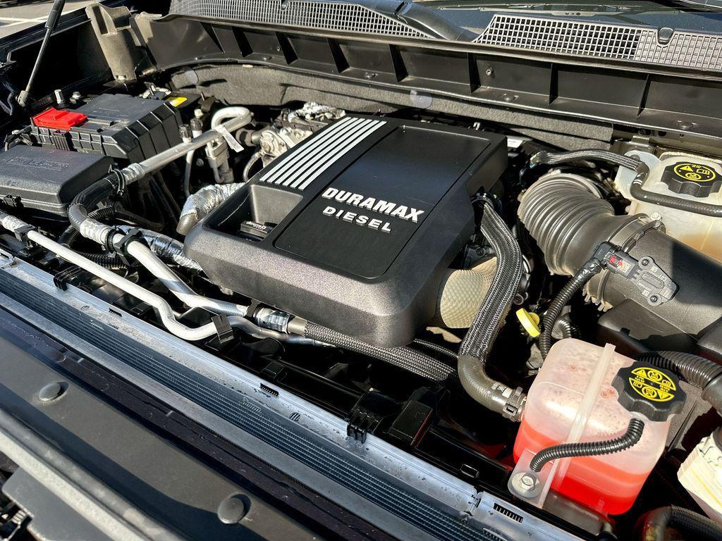 used 2022 Chevrolet Silverado 1500 car, priced at $35,990
