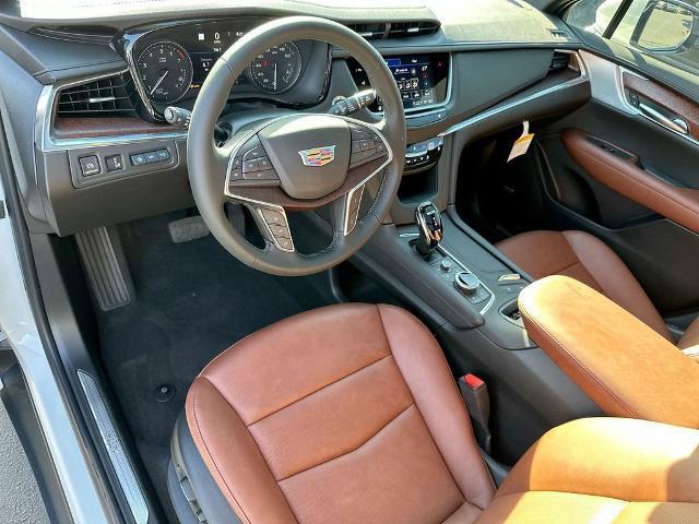 new 2026 Cadillac XT5 car, priced at $60,465