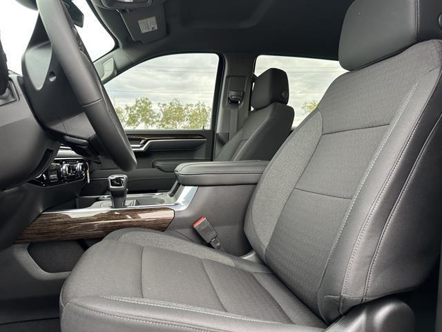 new 2026 GMC Sierra 1500 car, priced at $55,985