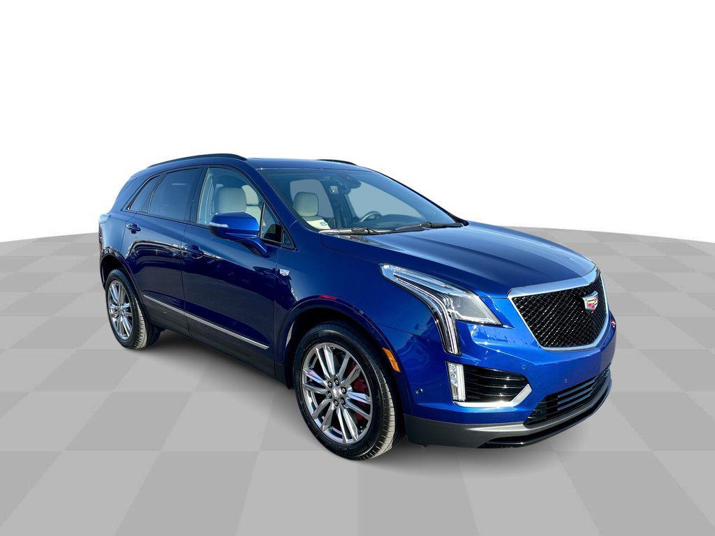 used 2024 Cadillac XT5 car, priced at $42,990