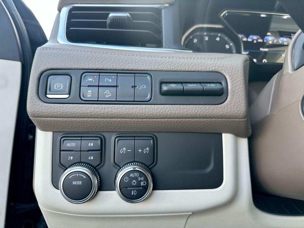 used 2021 GMC Yukon car, priced at $46,039