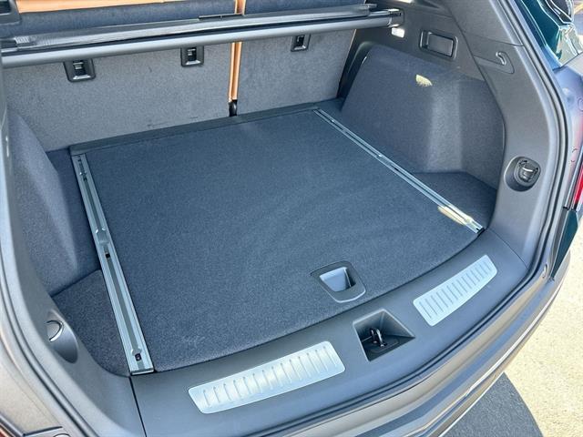 new 2025 Cadillac XT5 car, priced at $51,990