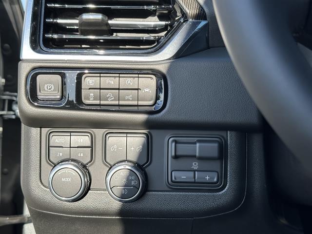 new 2025 GMC Yukon car, priced at $79,817