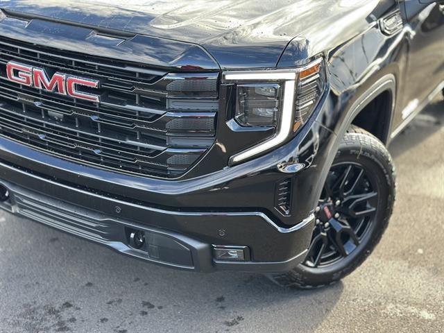new 2026 GMC Sierra 1500 car, priced at $58,455