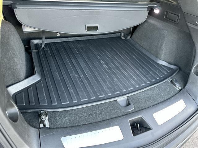 used 2018 Cadillac XT5 car, priced at $17,990