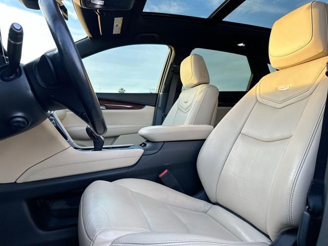 used 2018 Cadillac XT5 car, priced at $17,990