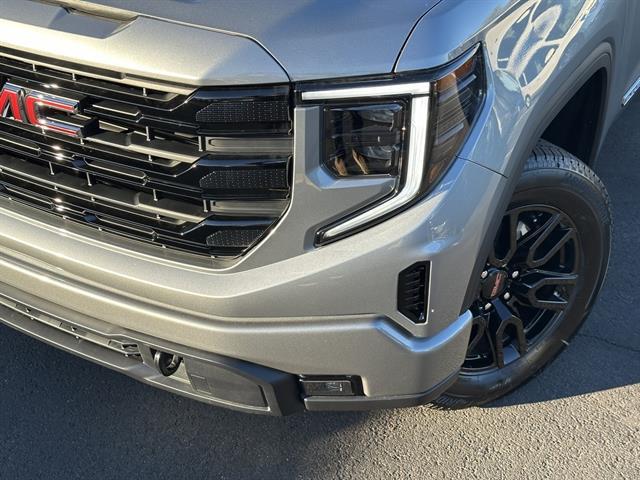 new 2026 GMC Sierra 1500 car, priced at $50,685