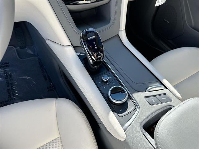 new 2025 Cadillac XT5 car, priced at $50,065