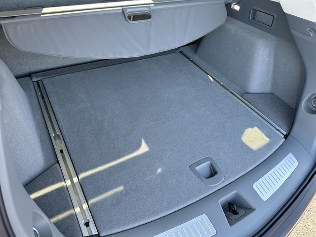 new 2025 Cadillac XT5 car, priced at $50,065