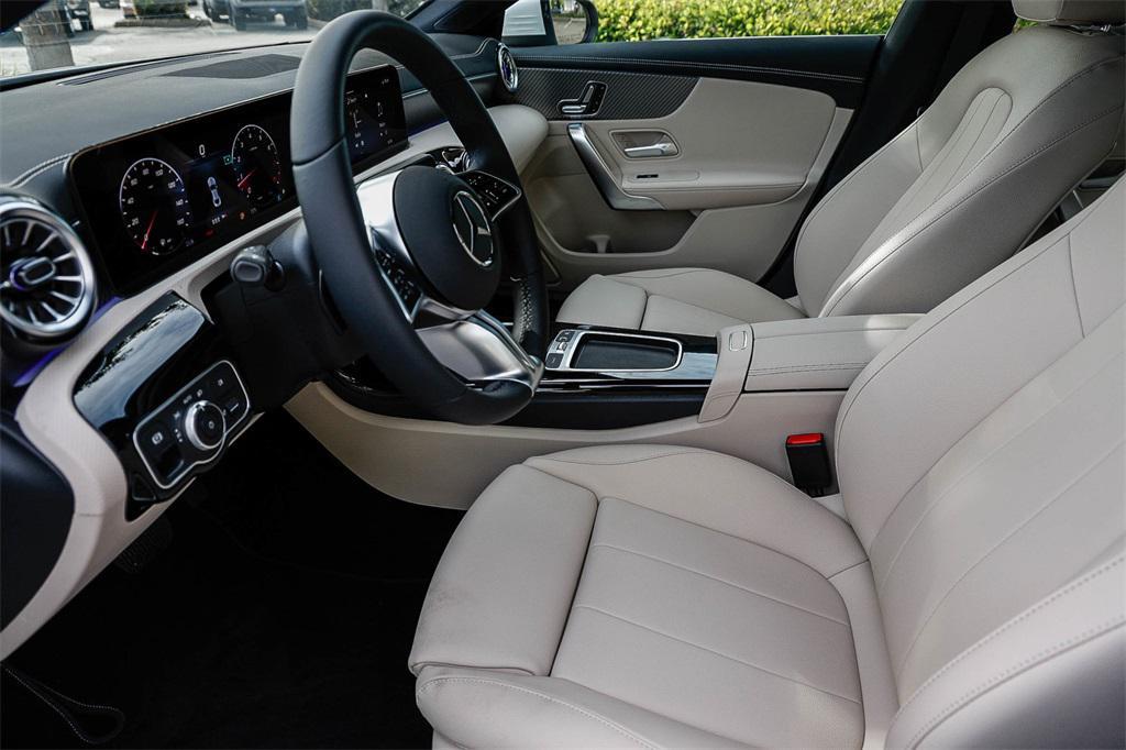 new 2025 Mercedes-Benz CLA 250 car, priced at $45,745