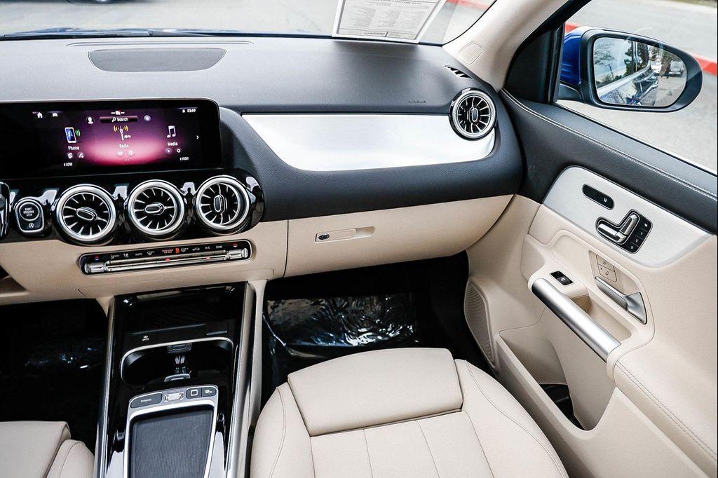 used 2025 Mercedes-Benz GLA 250 car, priced at $38,595