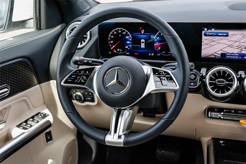 new 2025 Mercedes-Benz GLA 250 car, priced at $45,845