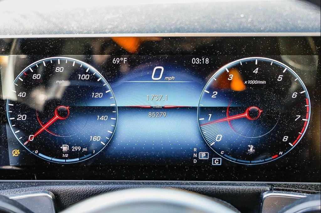 used 2021 Mercedes-Benz GLB 250 car, priced at $22,595