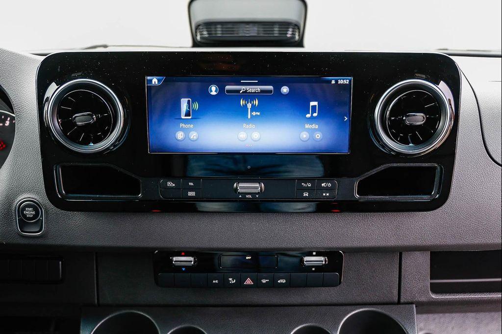 new 2026 Mercedes-Benz Sprinter 2500 car