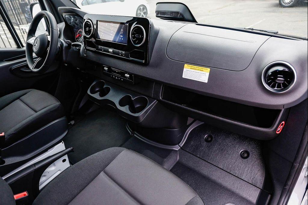 new 2026 Mercedes-Benz Sprinter 2500 car