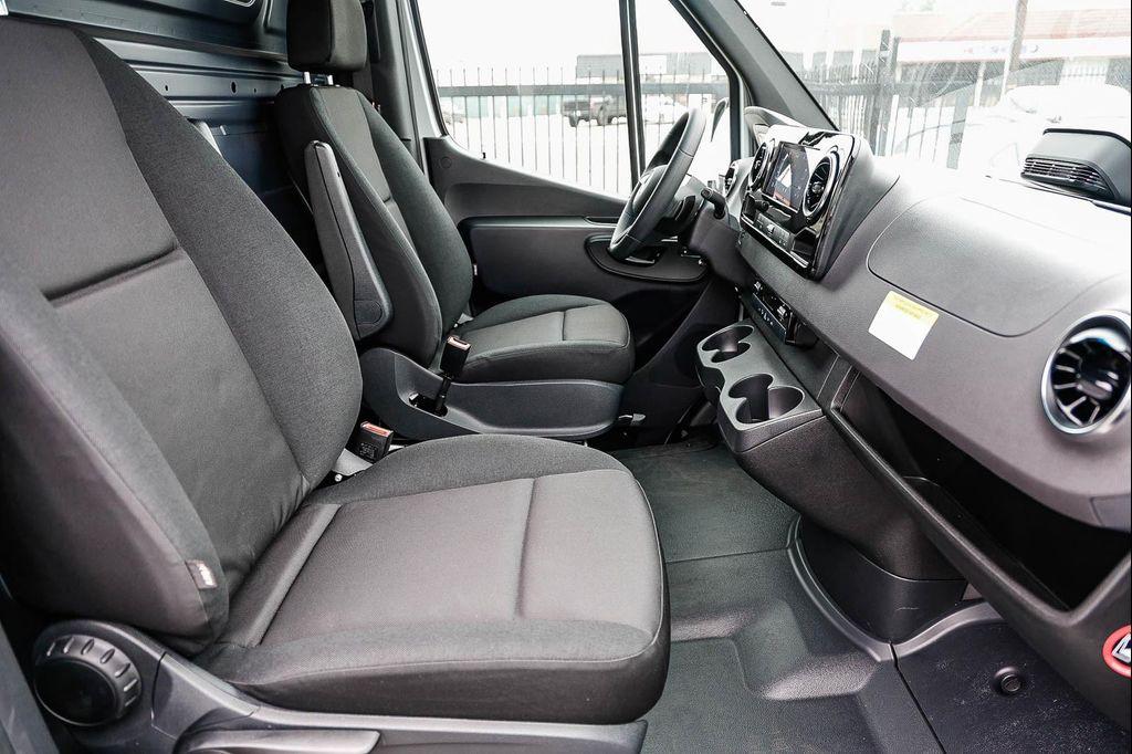 new 2026 Mercedes-Benz Sprinter 2500 car