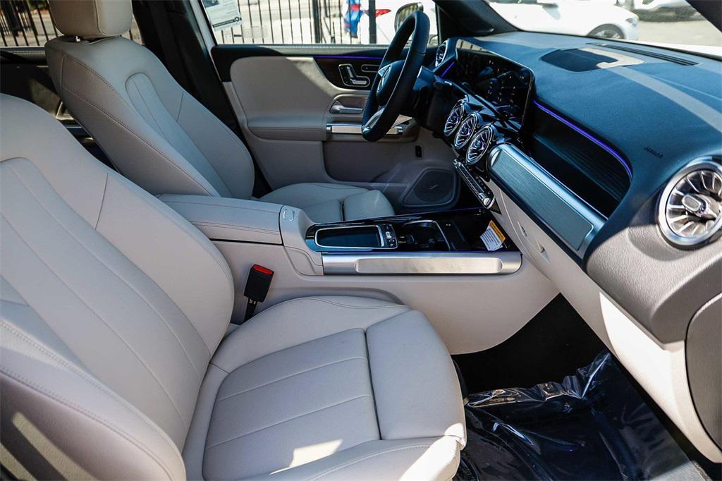 new 2026 Mercedes-Benz GLB 250 car, priced at $50,290