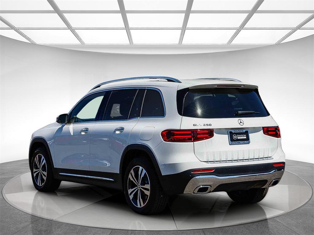 new 2026 Mercedes-Benz GLB 250 car, priced at $50,290