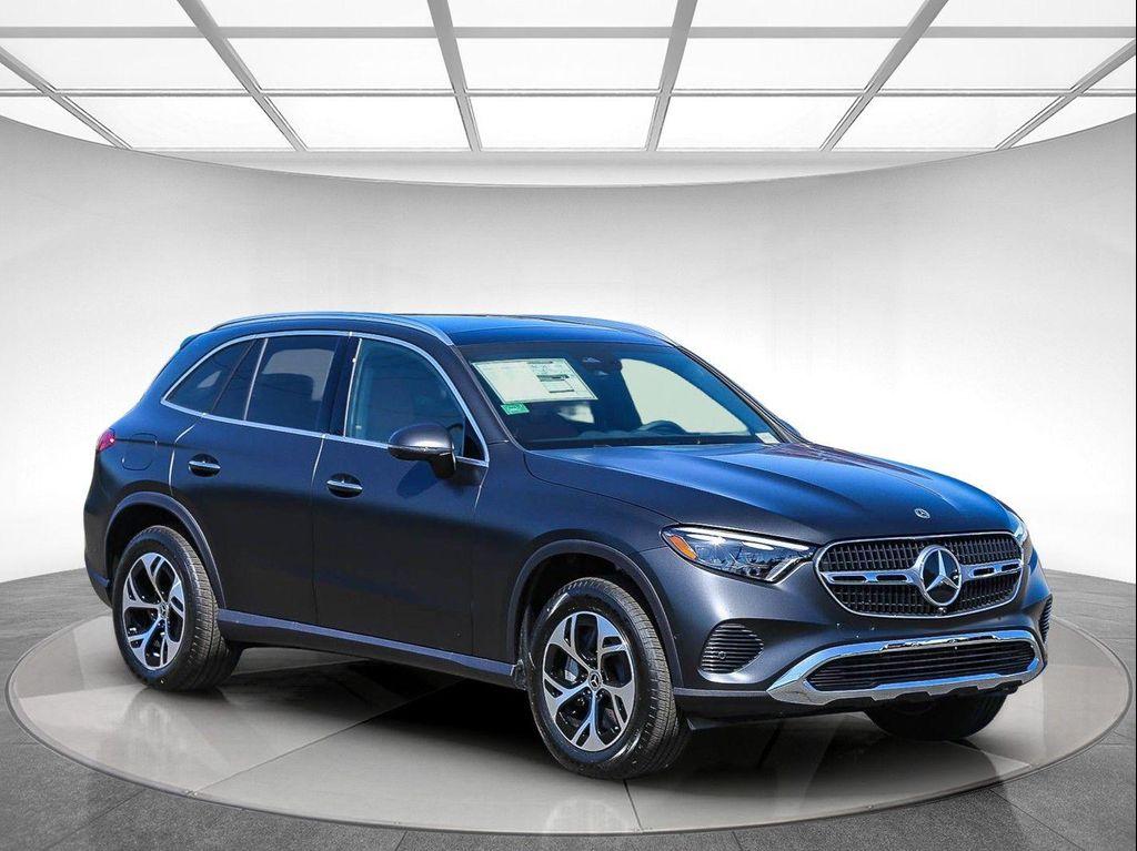 new 2026 Mercedes-Benz GLC 350e car, priced at $72,415