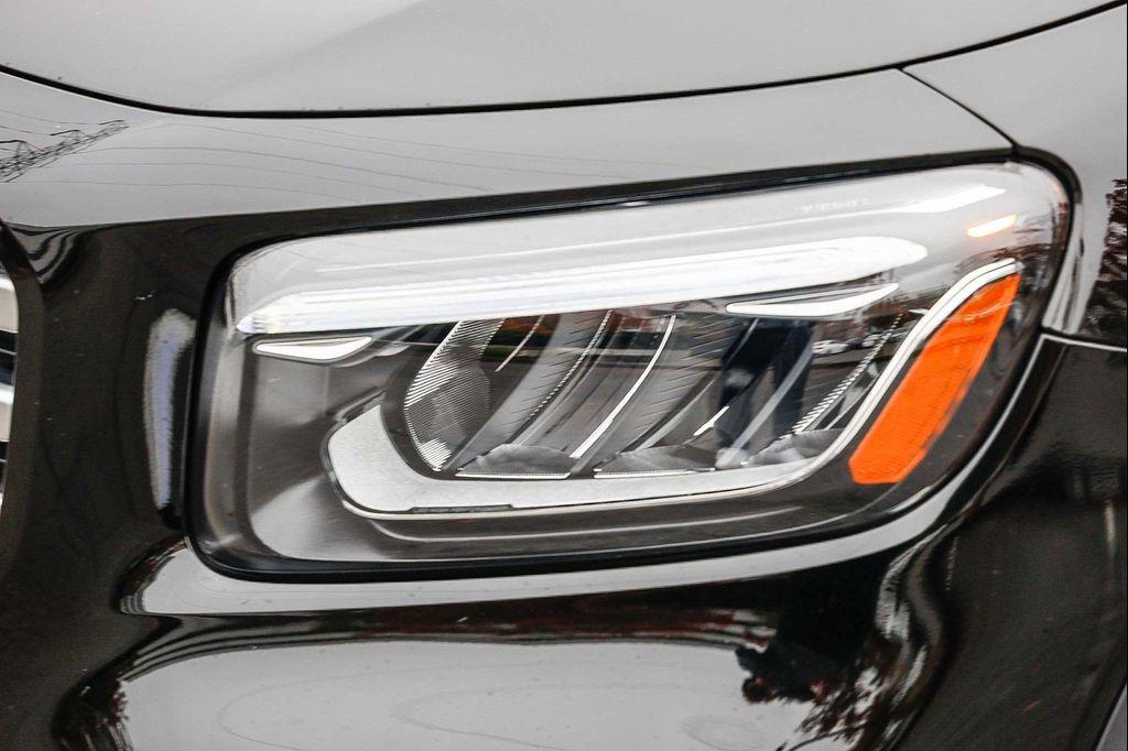 used 2025 Mercedes-Benz GLB 250 car, priced at $36,420