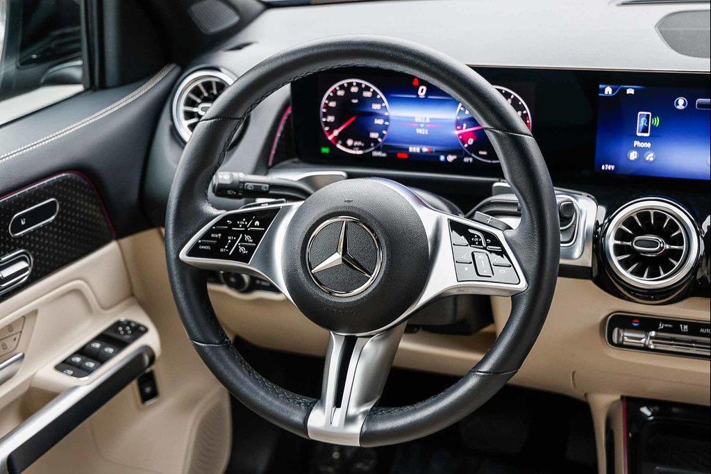 used 2025 Mercedes-Benz GLB 250 car, priced at $36,420