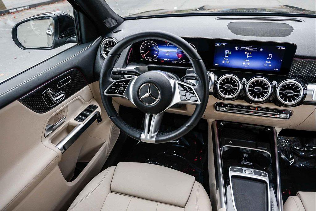 used 2025 Mercedes-Benz GLB 250 car, priced at $36,420