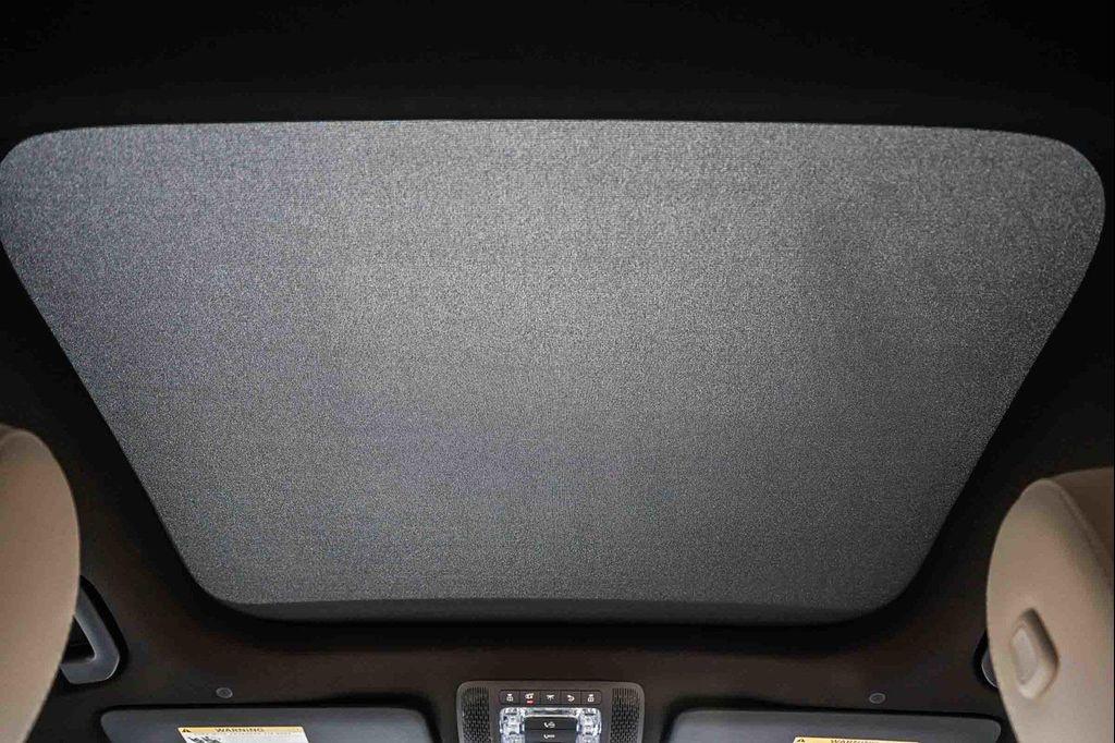 used 2025 Mercedes-Benz GLB 250 car, priced at $36,420