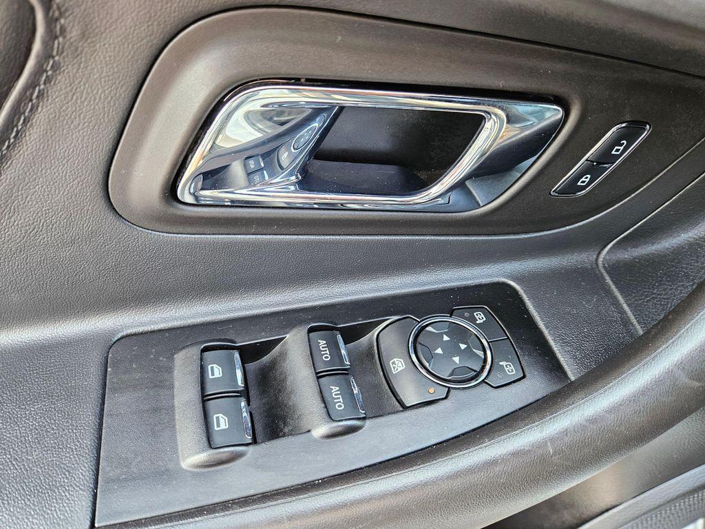 used 2016 Ford Taurus car, priced at $8,999