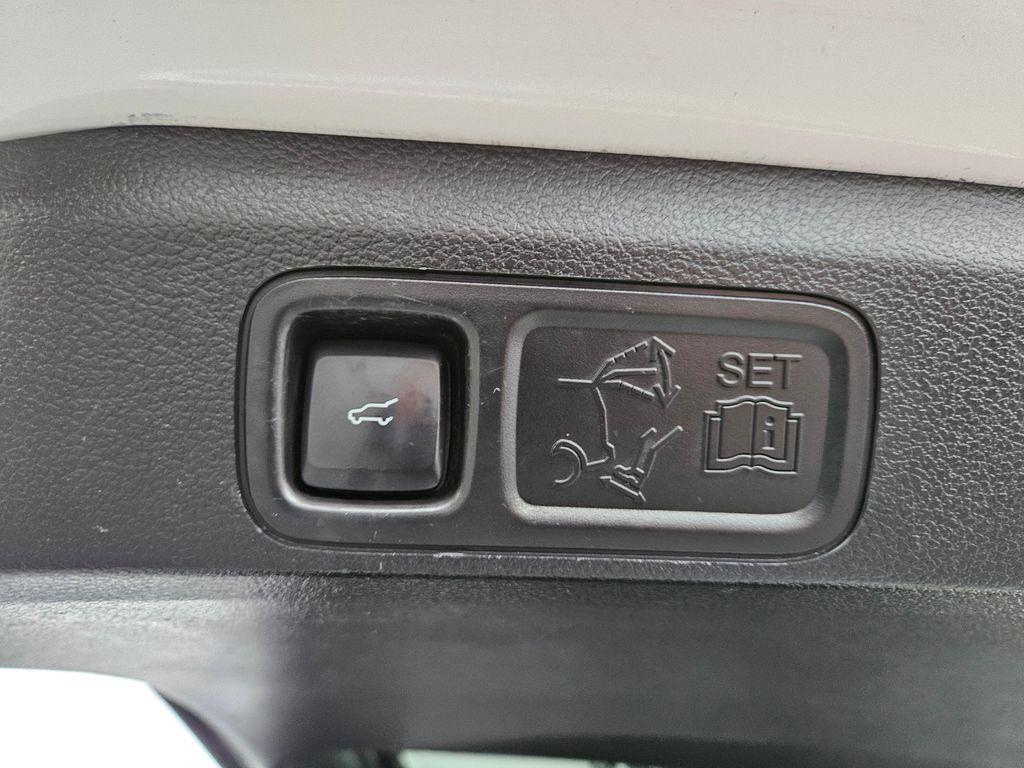 used 2018 Ford Expedition car, priced at $20,495