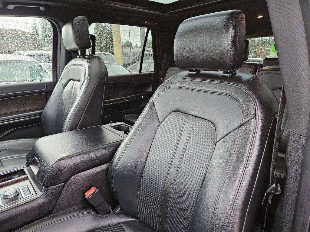 used 2018 Ford Expedition car, priced at $20,495