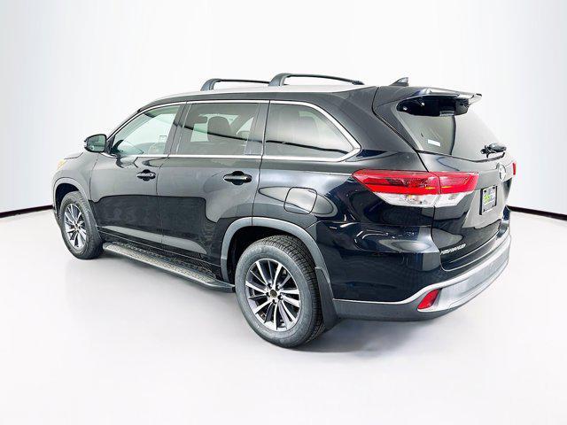 used 2017 Toyota Highlander car, priced at $21,186