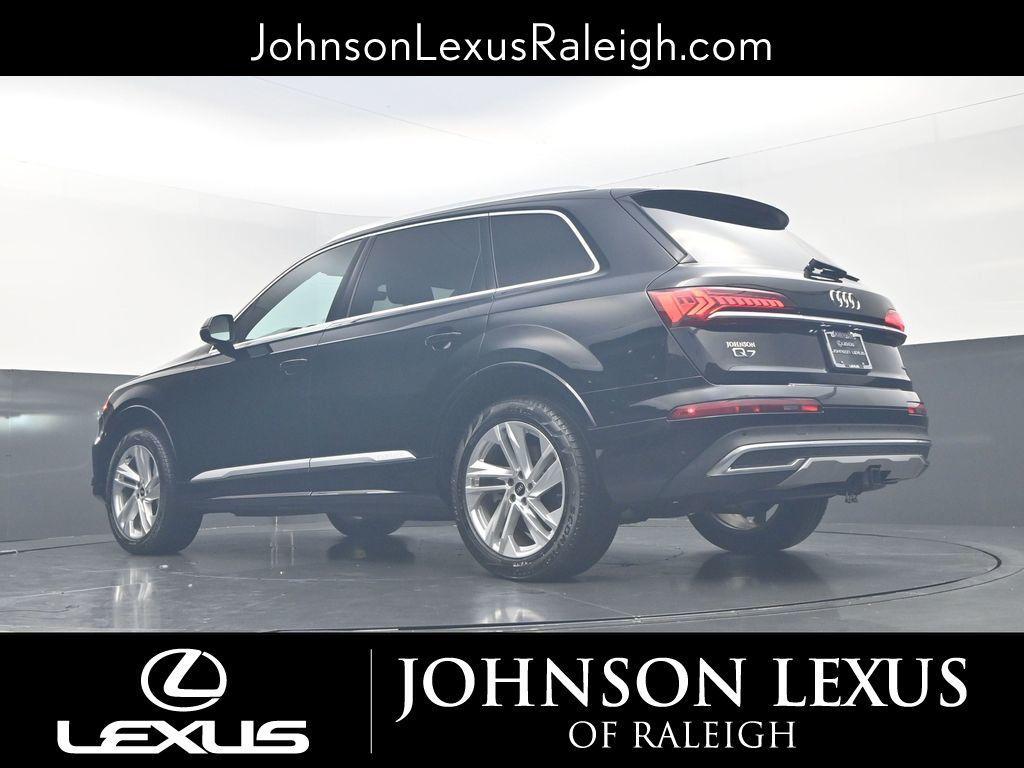 used 2021 Audi Q7 car, priced at $25,889