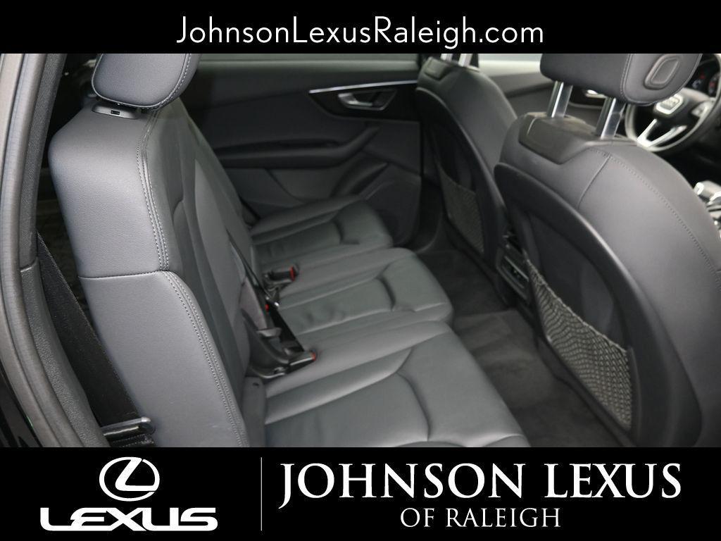 used 2021 Audi Q7 car, priced at $25,889