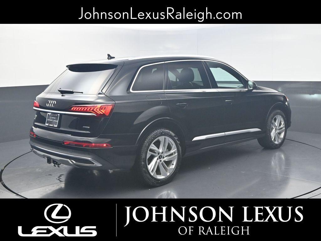used 2021 Audi Q7 car, priced at $25,889
