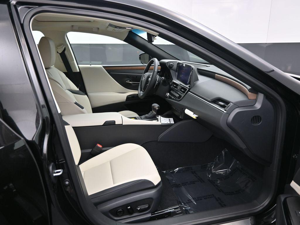 new 2025 Lexus ES 350 car, priced at $49,524